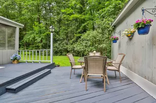 24 Cricket Hill Dr, Amherst, NH 03031 - Photo 4