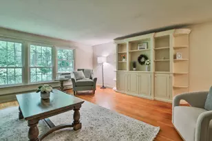 24 Cricket Hill Dr, Amherst, NH 03031 - Photo 10