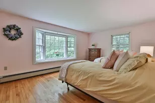 24 Cricket Hill Dr, Amherst, NH 03031 - Photo 34