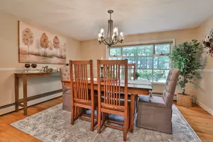 24 Cricket Hill Dr, Amherst, NH 03031 - Photo 12