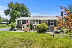 16 Finn Hill Dr, New Ipswich, NH 03071 - Photo 2