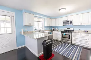35 Shaker Rd, Concord, NH 03301 - Photo 6