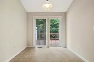 35 Forrest St, Hampstead, NH 03826 - Photo 10
