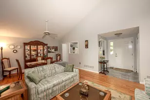 82 Winterwood Dr, Londonderry, NH 03053 - Photo 6
