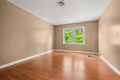 690 South Porter Street #26, Manchester, NH 03103 - Photo 12