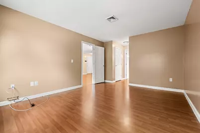 690 South Porter Street #26, Manchester, NH 03103 - Photo 14