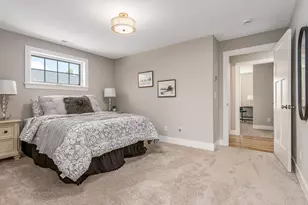 35 Eden Ln, Portsmouth, NH 03801 - Photo 18