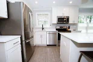 12 Grove St, Windham, NH 03087 - Photo 6