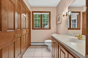 62 Hearthside Cir, Bedford, NH 03110 - Photo 22