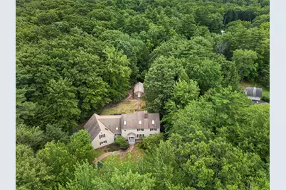 62 Hearthside Circle, Bedford, NH 03110 - Photo 2