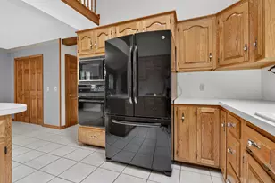 62 Hearthside Cir, Bedford, NH 03110 - Photo 26
