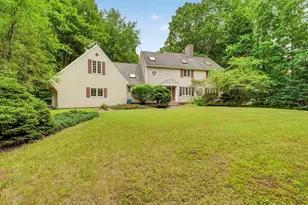 62 Hearthside Cir, Bedford, NH 03110 - Photo 58