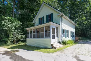 5 Tuttle Ct, Rochester, NH 03839 - Photo 2