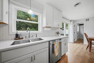 80 Charlotte St, Manchester, NH 03103 - Photo 10