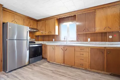 8 Lawton Street, Manchester, NH 03103 - Photo 8