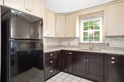 590 Laydon Street, Manchester, NH 03109 - Photo 8