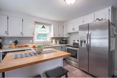 88 Newgate Circle, Manchester, NH 03102 - Photo 10