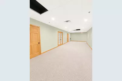 198 Londonderry Turnpike, Hooksett, NH 03106 - Photo 6