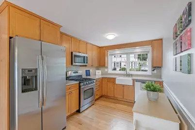 31 N Shore Road, Derry, NH 03038 - Photo 12