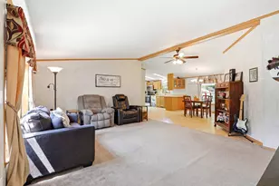 28 Emile Dr, Allenstown, NH 03275 - Photo 8