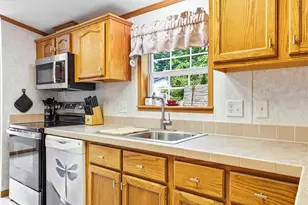 28 Emile Dr, Allenstown, NH 03275 - Photo 12