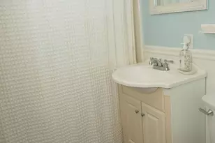 29 Casson St, Moultonborough, NH 03254 - Photo 10