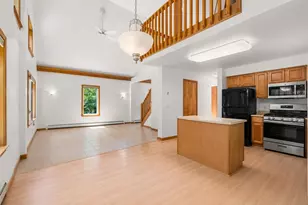 33 Mountainview Rd, Temple, NH 03084 - Photo 8