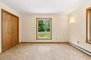 33 Mountainview Rd, Temple, NH 03084 - Photo 18
