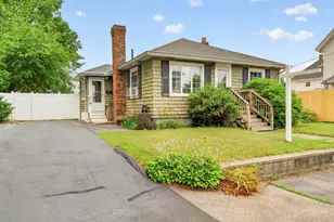 282 Jewett St, Manchester, NH 03103 - Photo 1