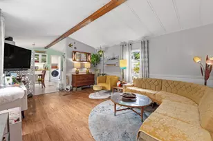 44 Donna Dr, Exeter, NH 03833 - Photo 2