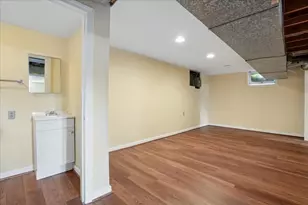 1100 Chestnut St, Manchester, NH 03104 - Photo 48