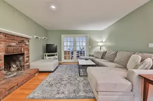 41 Wellesley Dr, Bedford, NH 03110 - Photo 16