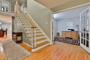 41 Wellesley Dr, Bedford, NH 03110 - Photo 10