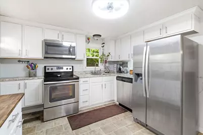 115 Flint Street, Manchester, NH 03103 - Photo 10