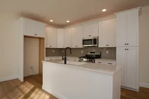 3A Dearborn Circle, Goffstown, NH 03045 - Photo 2