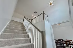 21 Freedom Dr, Rochester, NH 03867 - Photo 2