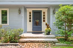 10 Candlewood Dr, Amherst, NH 03031 - Photo 2