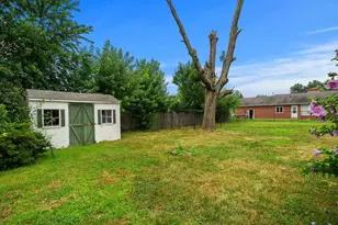 14 Burke St, Nashua, NH 03060 - Photo 38