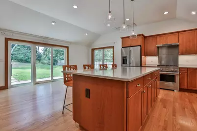28 Beverlee Drive, Nashua, NH 03064 - Photo 14