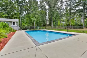 28 Beverlee Dr, Nashua, NH 03064 - Photo 12