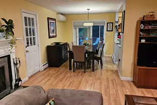 89 Sweet Hill Rd, Plaistow, NH 03865 - Photo 6