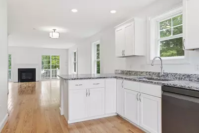 18 Dumaine Avenue #E, Nashua, NH 03063 - Photo 16