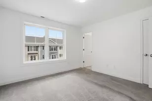 18 Dumaine Ave, Nashua, NH 03063 - Photo 20
