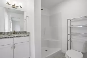 18 Dumaine Ave, Nashua, NH 03063 - Photo 22