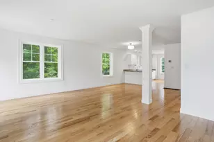 18 Dumaine Ave, Nashua, NH 03063 - Photo 12
