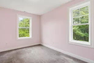 18 Dumaine Ave, Nashua, NH 03063 - Photo 28