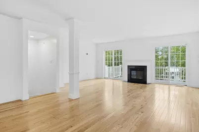 18 Dumaine Avenue #E, Nashua, NH 03063 - Photo 6