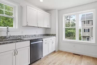 18 Dumaine Avenue #E, Nashua, NH 03063 - Photo 14