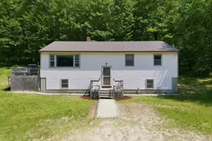 39 Bullseye Curve Rd, Wentworth, NH 03282 - Photo 1