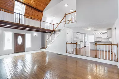 4 Hilltop Drive, Hudson, NH 03051 - Photo 8